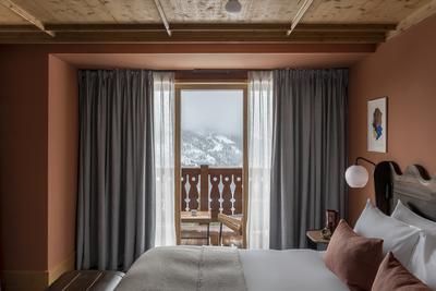 Prestige Room