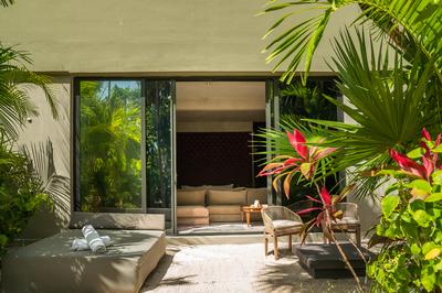 Family Village Suite