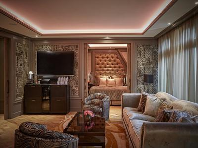 Grand Master Suite