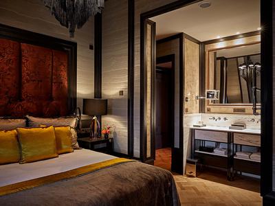 Penthouse Suite