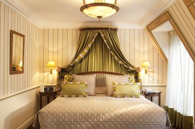 1 Bedroom Josephine Suite