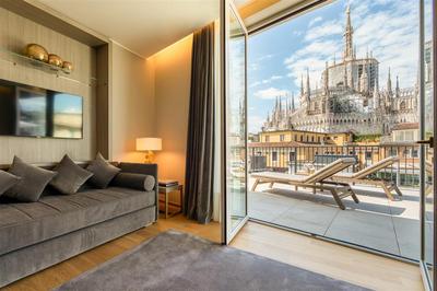 Penthouse Duplex Duomo View