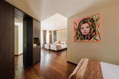 Grand Deluxe Room