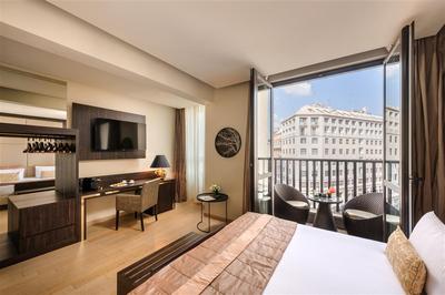 Exclusive Room with Balcony