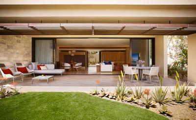 Ocean View Townhouse One Bedroom Suite