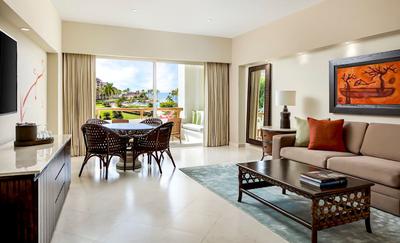Master Suite Pool View