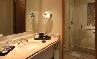 Master Suite Pool View
