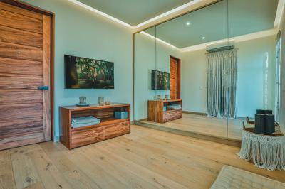 Ocean Front Meditation Suite - Adults Only Area