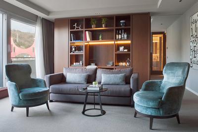 Penthouse Suite
