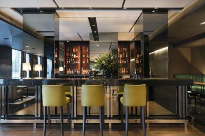 Sixty One - Lobby Bar