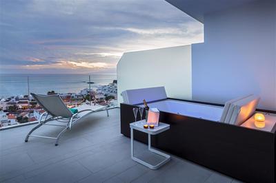 Royal Hideaway Corales Beach image