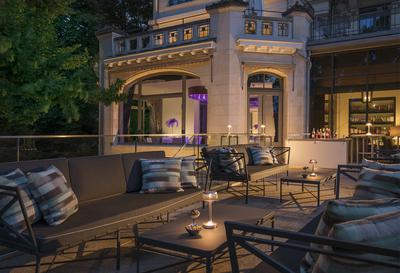 Cigar Lounge Terrace