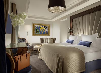 Royal Savoy Suite