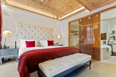 Superior One Bedroom Suite