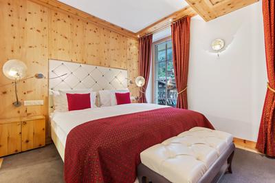 Superior One Bedroom Suite Matterhorn View
