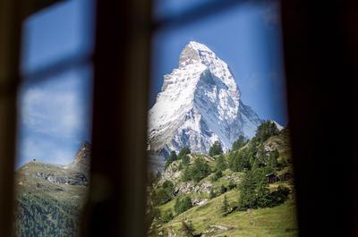 Corner One Bedroom Suite Matterhorn View