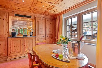 Classic Superior One Bedroom Suite