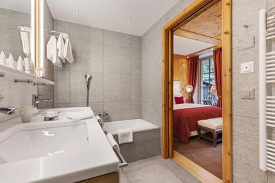 Superior One Bedroom Suite Matterhorn View