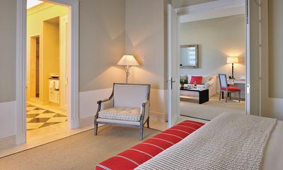 Pool Suite
