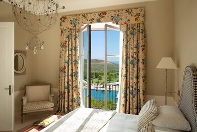 Executive Sea Suite