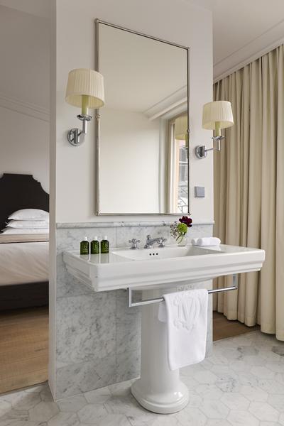 Deluxe Balcony Room