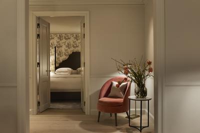 Courtyard Suite