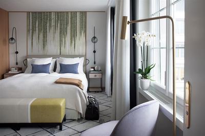 Contemporary Double Room with river view