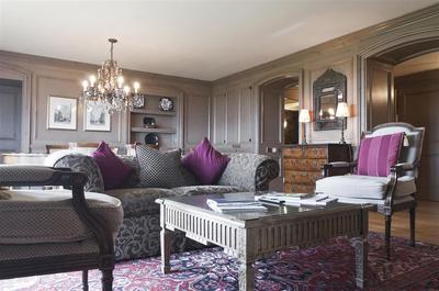 Guest room