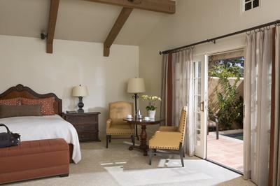 Courtyard Suite