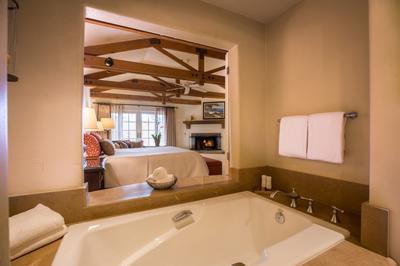 Estate Room
