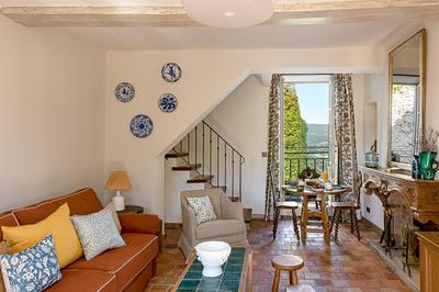 2-Bedroom Deluxe Suite