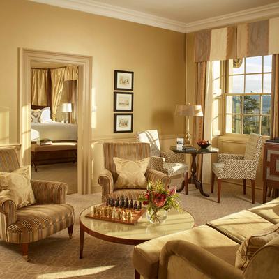 Deluxe Suites