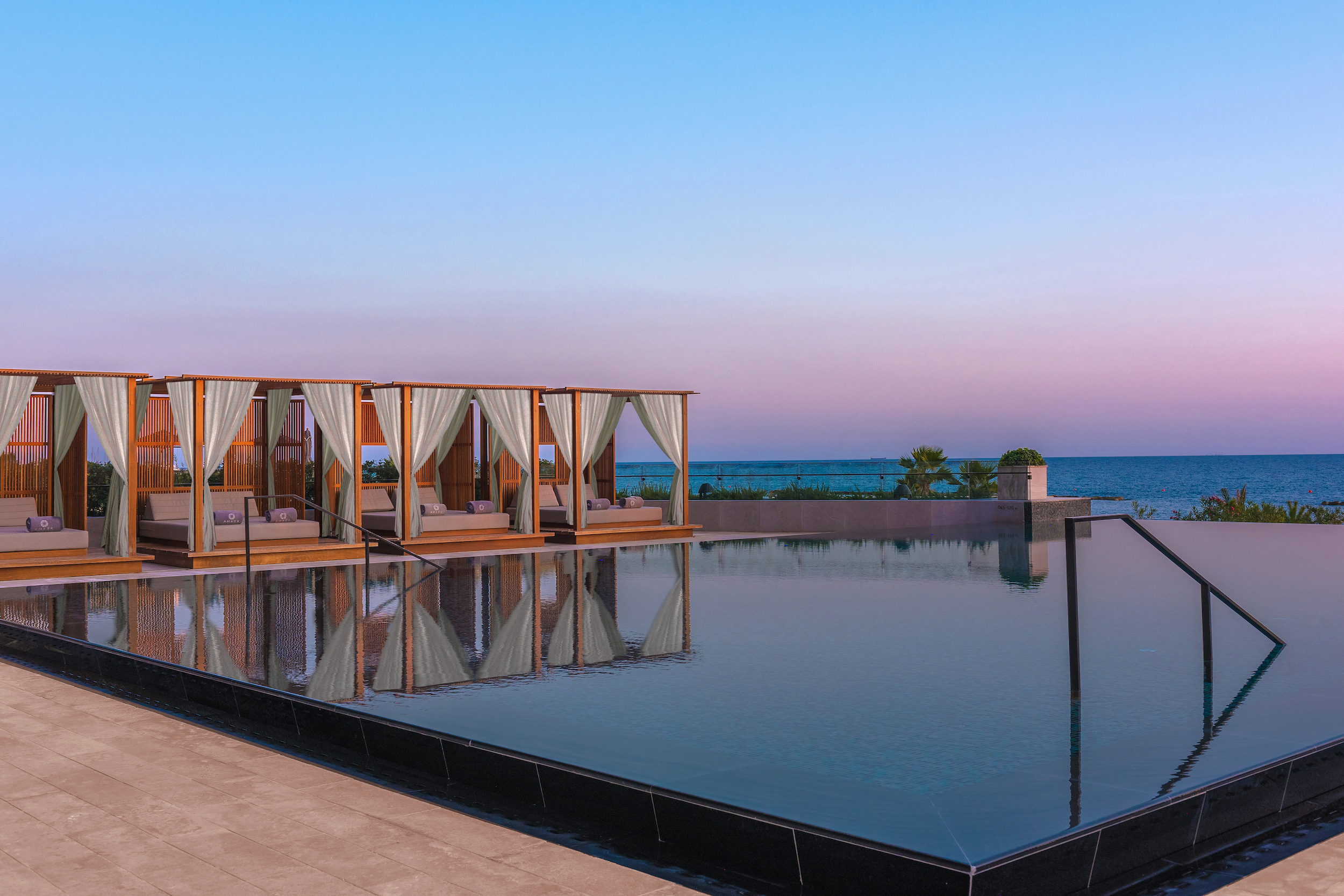 Spa Adult's Only Seawater Swimming Pool
