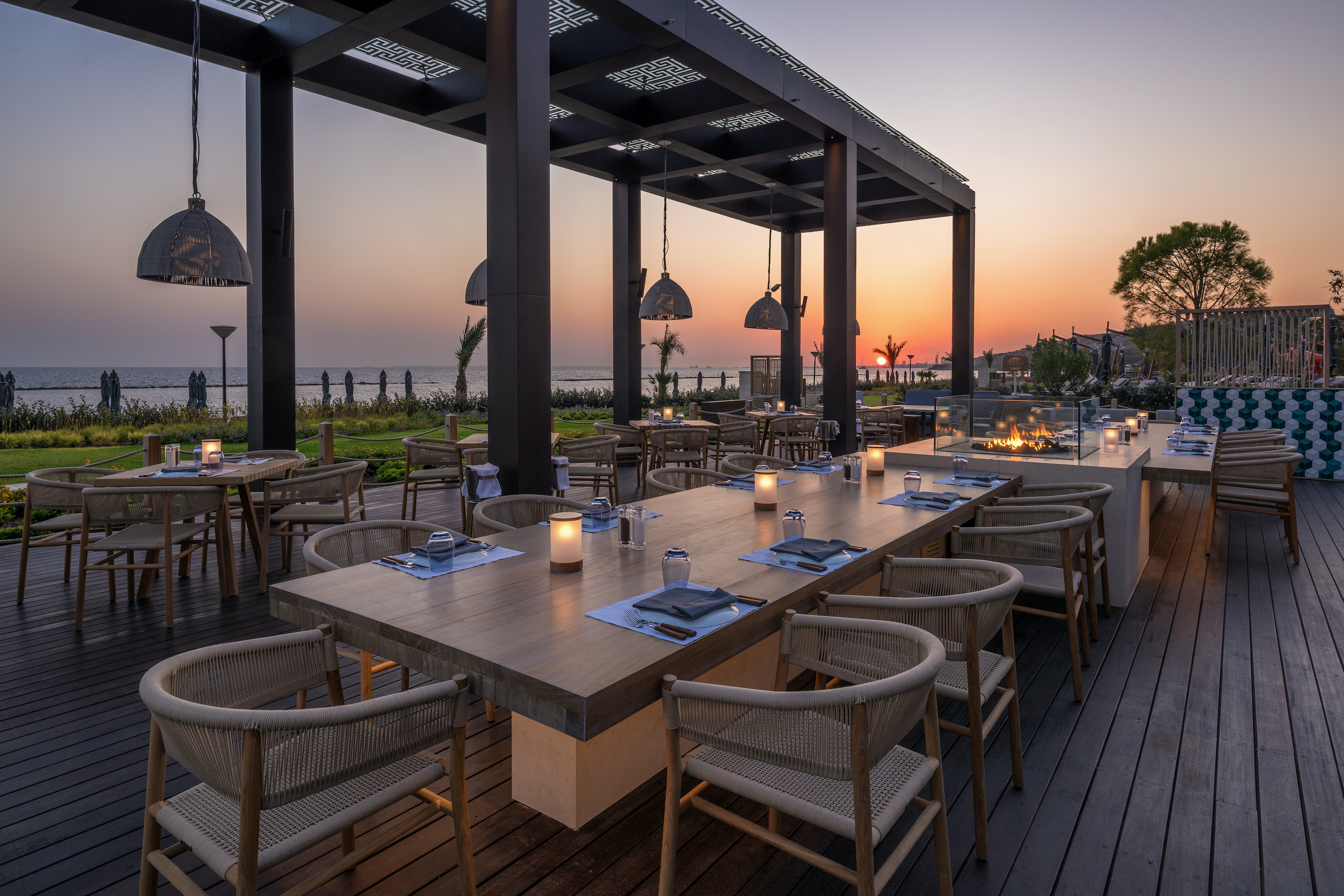 Armyra Restaurant
