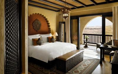 Deluxe Balcony Room