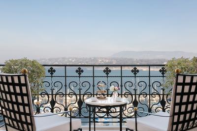 Prestige Suite