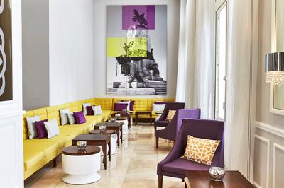 El Arsenal Lobby Lounge and Bar