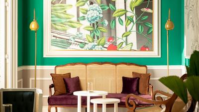 Constante Bar