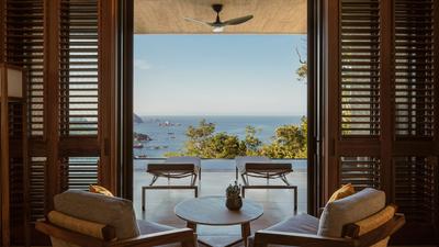 Cliffside Ocean-view One-Bedroom Suite With Infinity Pool