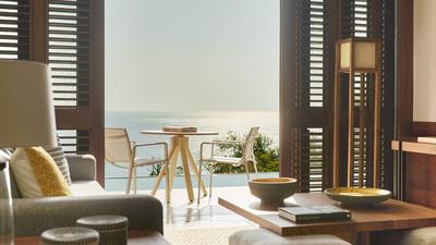 Cliffside Ocean-view One-Bedroom Suite With Infinity Pool