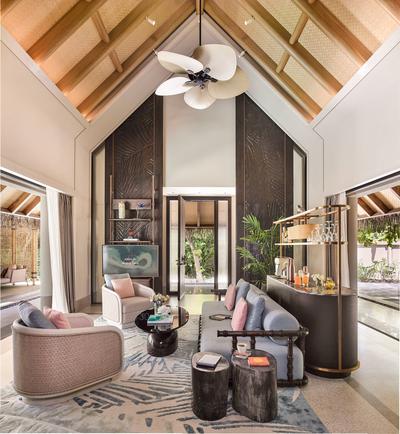 Luxury Beach Villa with Pool