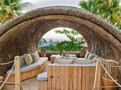 Manta Tree House - Private Dining