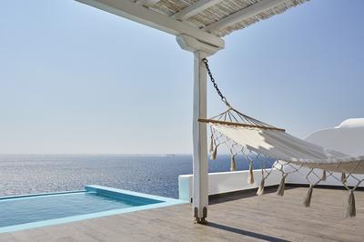 Signature Sea View Suite with a Private Outdoors Pool