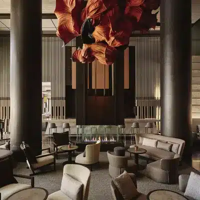 Lounge Bar