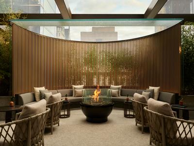 Aman Club, Cigar Terrace