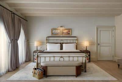 Courtyard Suite