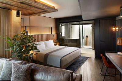 Connecting Liberty Suite & King