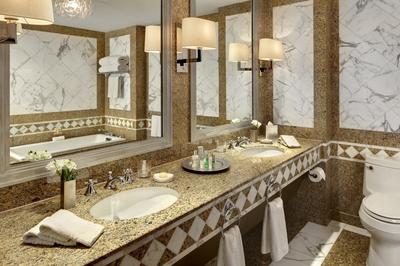 Towers Corner Suite