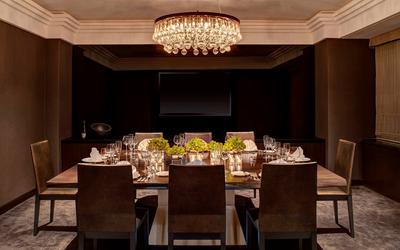 Champagne Suite