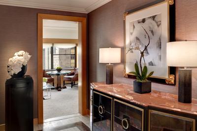 Towers Executive Suite